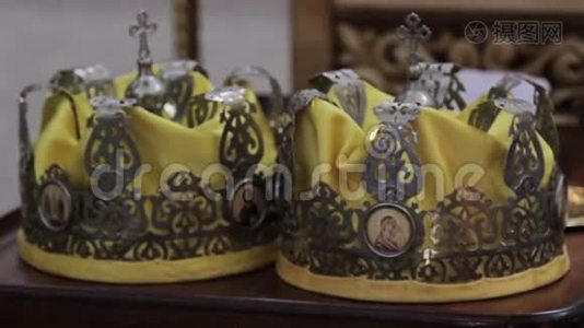 两个东正教婚礼仪式皇冠视频