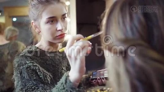 专业化妆流程视频