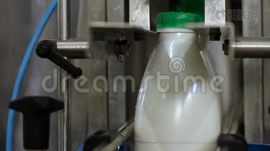 奶瓶输送机的技术视频