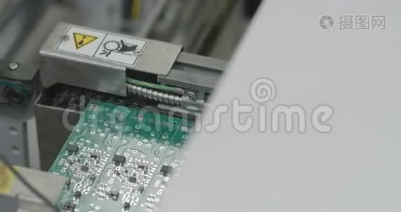 PCB生产线。视频