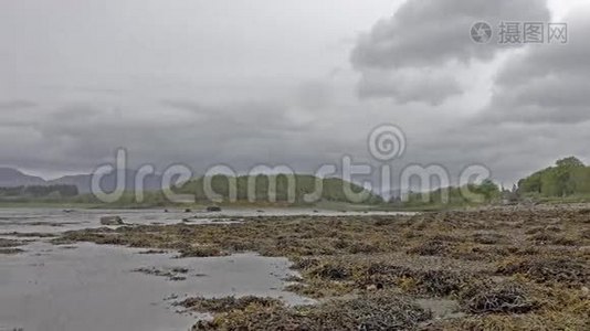 苏格兰的斯托克城堡在暴风雨的日子里。视频