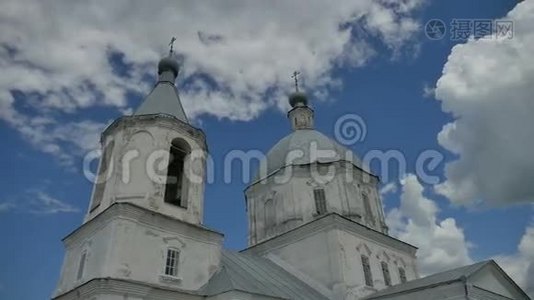 俄罗斯东正教教堂圆顶对抗蓝天慢动作视频视频