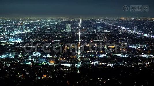 夜间在洛杉矶的空中观光视频