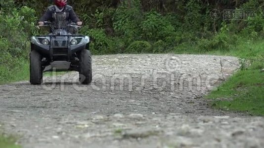 ATV，所有地面车辆，4x4机动运动，Quads，Dirt视频