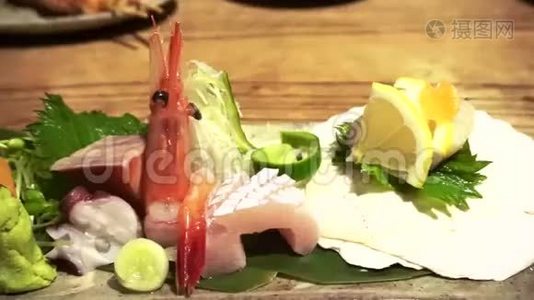 乌登火锅与蔬菜和海藻视频