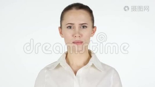 尖叫的女人，白色的背景视频