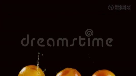 葡萄柚是用喷射水飞行的视频