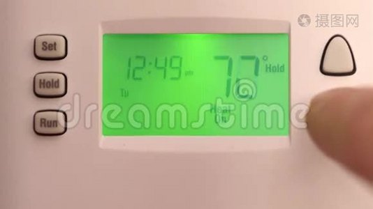 室内家用数字温控温控器.视频