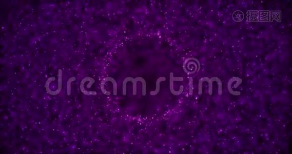 抽象背景与紫色闪耀的波克闪闪发光。 中心孔顺利生长，为您的标志揭示干净的空间视频