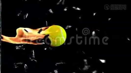 网球-用Alpha球击碎玻璃，股票录像视频