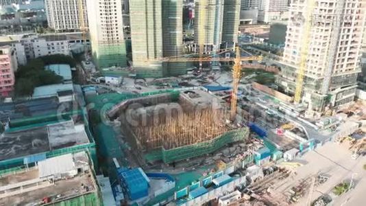 在中国建造摩天大楼视频