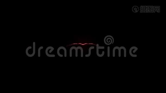 动画红色闪电螺栓中心打击黑色背景无缝环动画新质量独特自然光视频