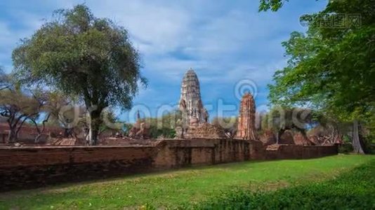 泰国Ayutthaya历史公园Wat Ratcha Burana寺庙遗址视频