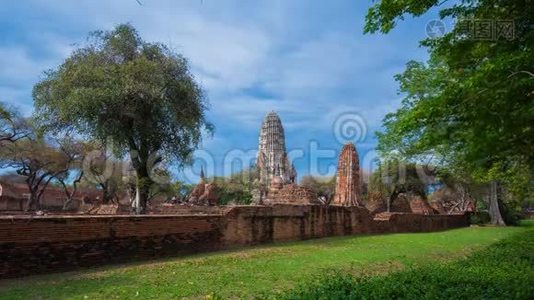 泰国Ayutthaya历史公园Wat Ratcha Burana寺庙遗址视频