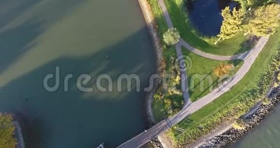 荷兰Dordrecht，沃尔堡地区水和自然景观空中景观视频