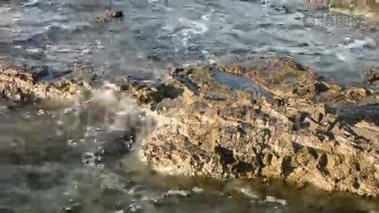 海浪在海面上.视频