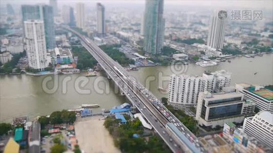 乔普拉雅河高景和乘船交通视频