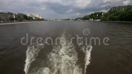 莫斯科莫斯科莫斯科莫斯科河堤，俄罗斯日.. 从旅游观光船上开枪视频