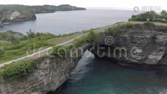 印尼NusaPenida岛破滩巴厘岛附近无人机4K射击视频