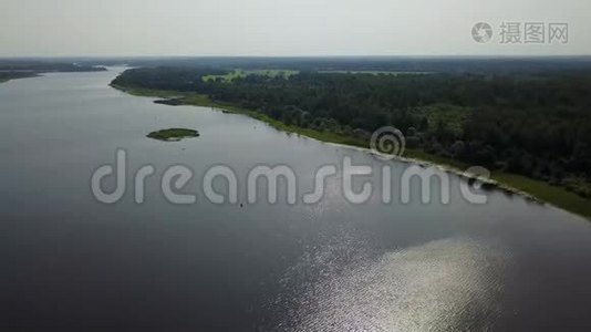 扎罗诺沃湖的野生性质视频