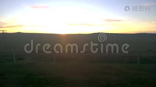 蒙古乌兰巴托跨西伯利亚列车的景色视频