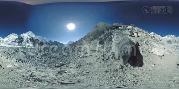 库布冰川珠穆朗玛峰大本营360伏。 哈姆布谷，萨加马塔国家公园，尼泊尔喜马拉雅山。 EBC视频