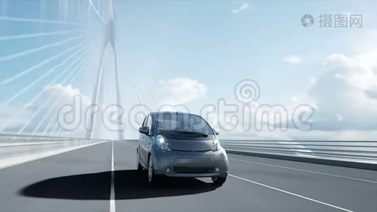 桥上电动汽车三维模型，驾驶速度很快。 生态概念。 逼真的4K动画。视频