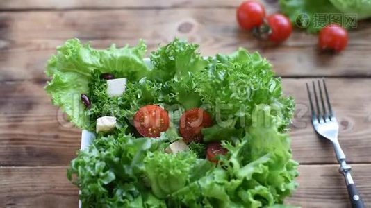健康食品和混合蔬菜沙拉视频