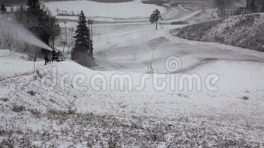 系统的人工造雪.视频