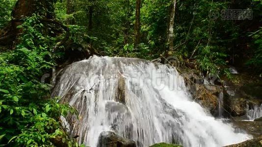 彭加省的瀑布视频
