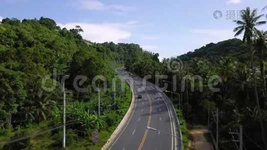 泰国热带岛屿沿途的航空运输景观视频