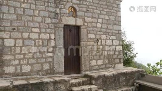在黑山的教堂，亚得里亚海视频