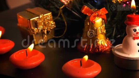 圣诞节装饰和雪人蜡烛视频