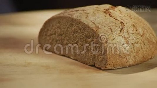 黑麦面包视频