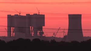 日落下的工厂22秒视频
