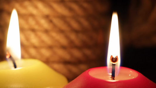 燃烧的蜡烛[烛芯]视频