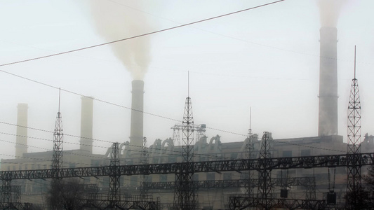 炼油厂工业废气污染视频