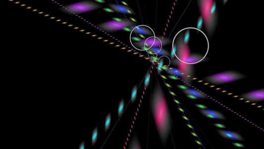 颜色耀斑和线条在黑色背景上旋转视频