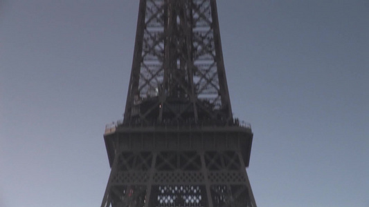 巴黎埃菲尔铁塔视频