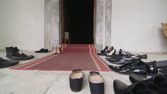 清真寺祈祷大厅入口视频