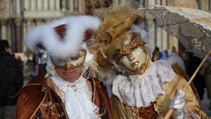 威尼斯狂欢节的街头艺人6秒视频