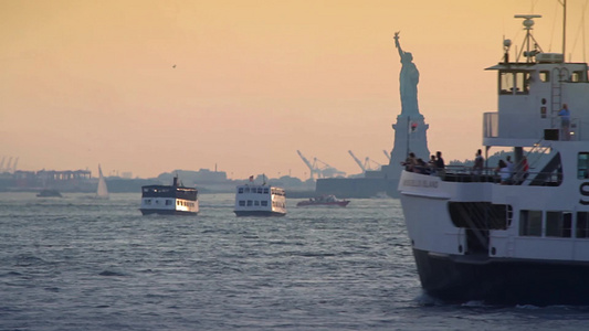 纽约自由女神像的日落视频