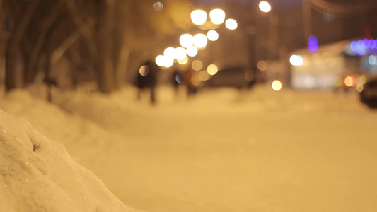 雪景街道夜景延时视频