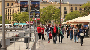 巴赛罗那游客广场6秒视频