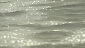 海浪拍打着桑迪海岸9秒视频