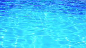 游泳池场馆蓝色水面波纹12秒视频