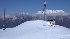 冬天的阿尔卑斯山雪景延时6秒视频