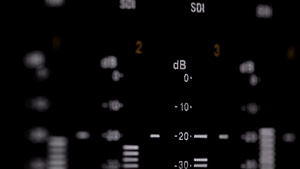 声音指示器在专业录像机上显示19秒视频