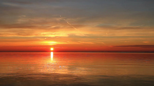 匈牙利巴拉顿湖上美丽的日出26秒视频