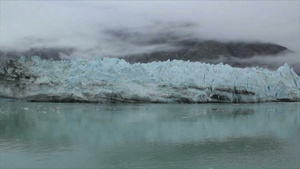 阿拉斯加冰川湾国家公园的玛格丽特冰川景观29秒视频
